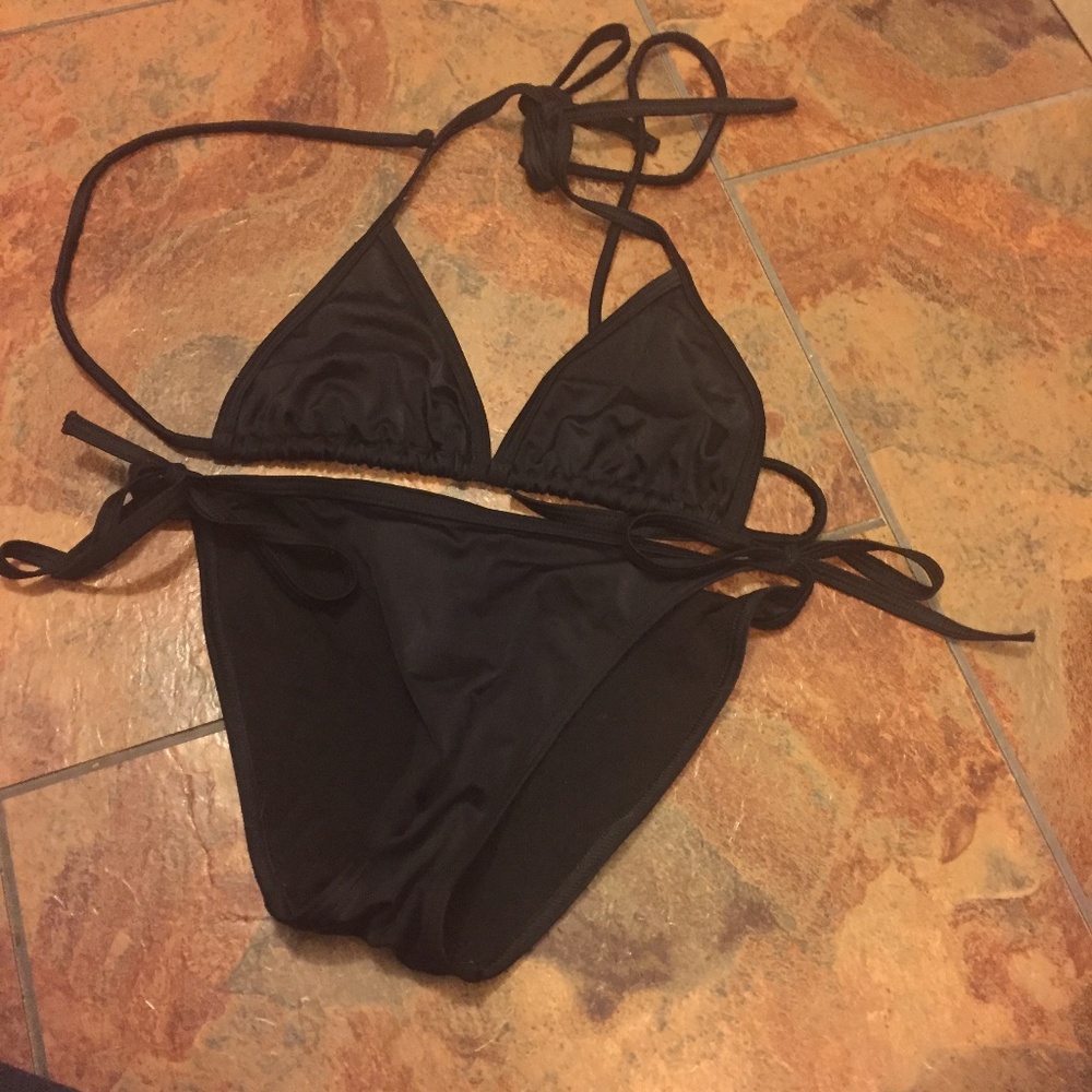 VS bikini